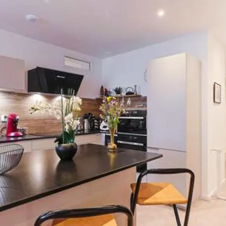 Mas Blanc Terrace Sauna Parking