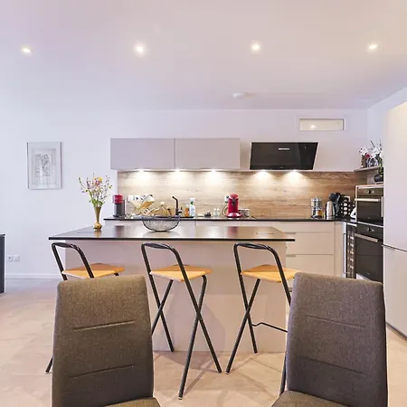 Mas Blanc Terrace Sauna Parking